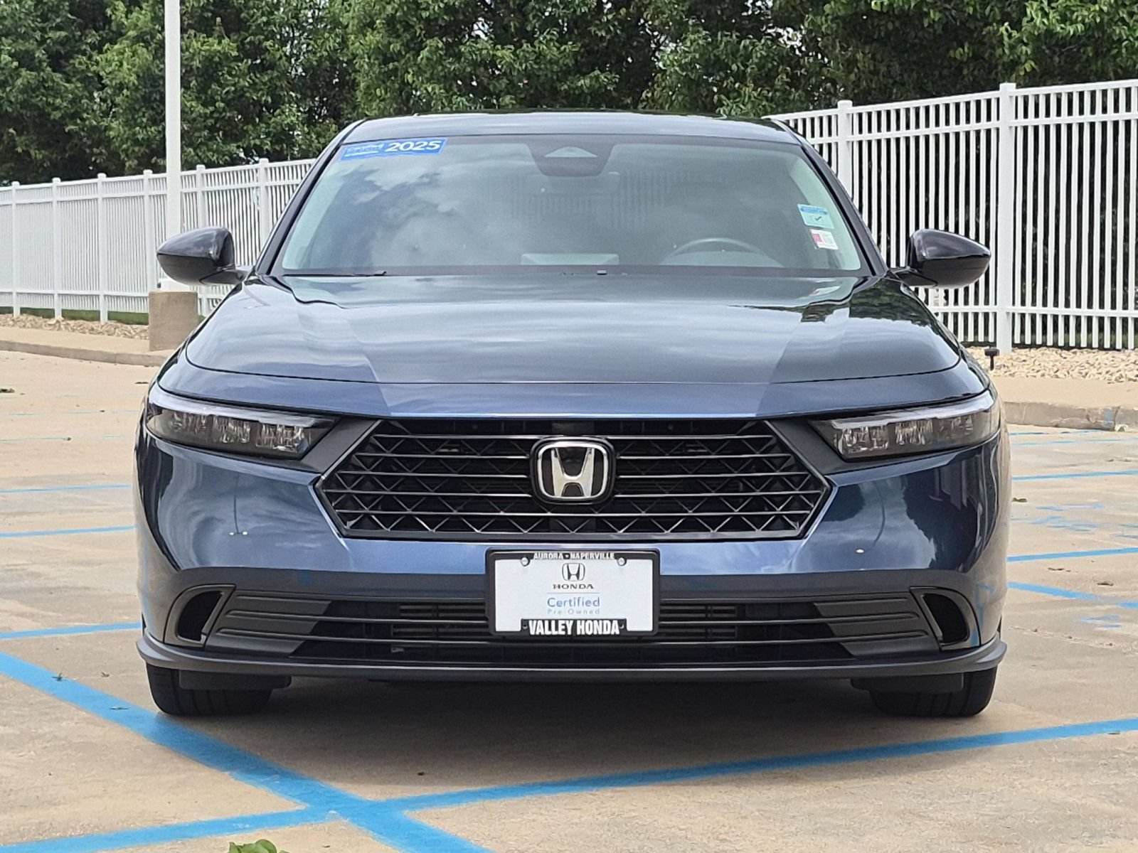 Certified 2025 Honda Accord SE image 3