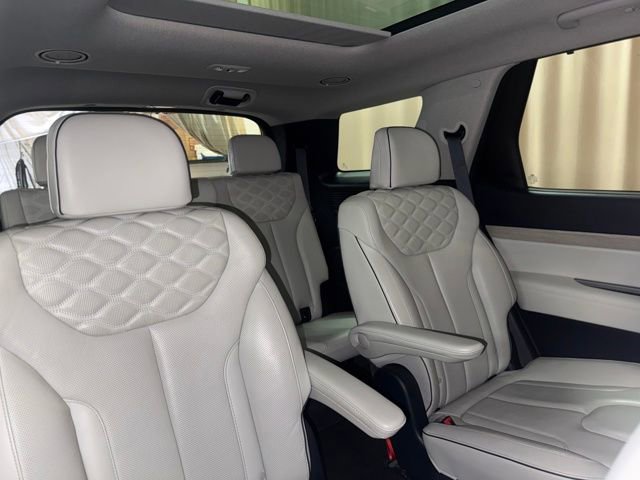 Used 2021 Hyundai Palisade Limited image 28