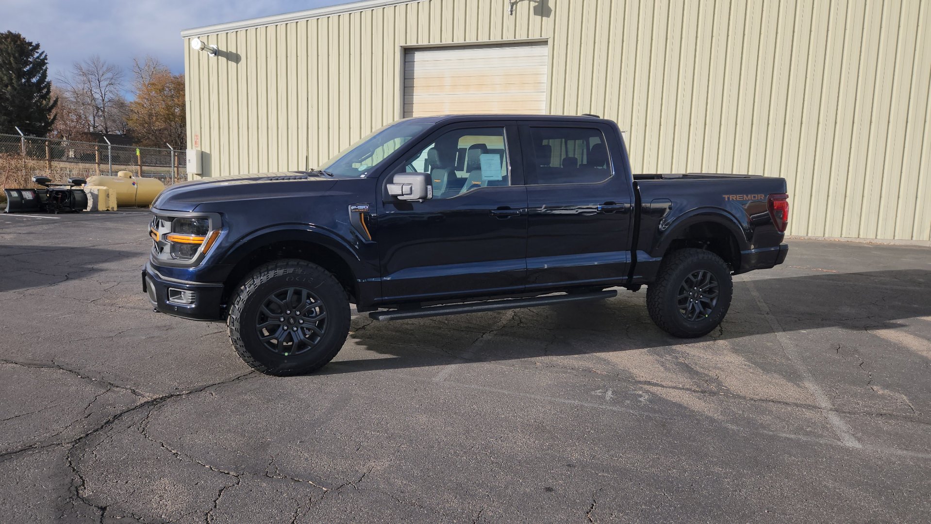 New 2025 Ford F150 Tremor w/ Bed Utility Package image 4