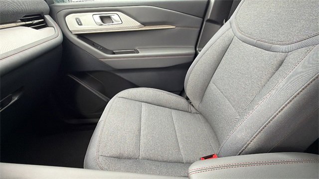New 2025 Ford Explorer Active image 23