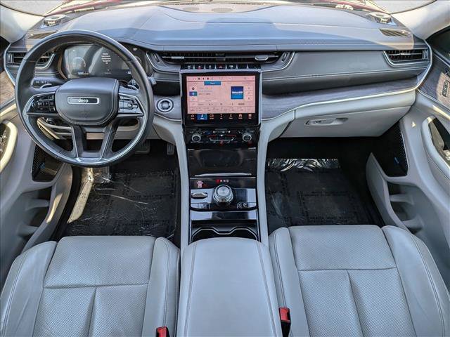 Used 2021 Jeep Grand Cherokee L Overland w/ Luxury Tech Group IV AWD/4WD image 17