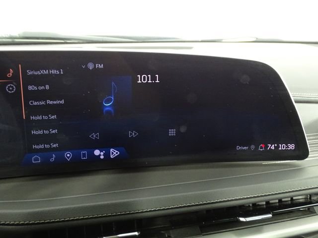 Used 2024 Cadillac XT4 Premium Luxury image 37