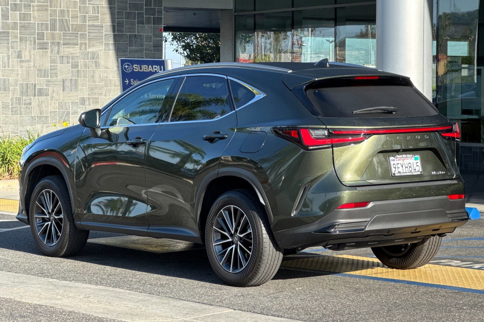 Used 2023 Lexus NX 250 FWD image 6