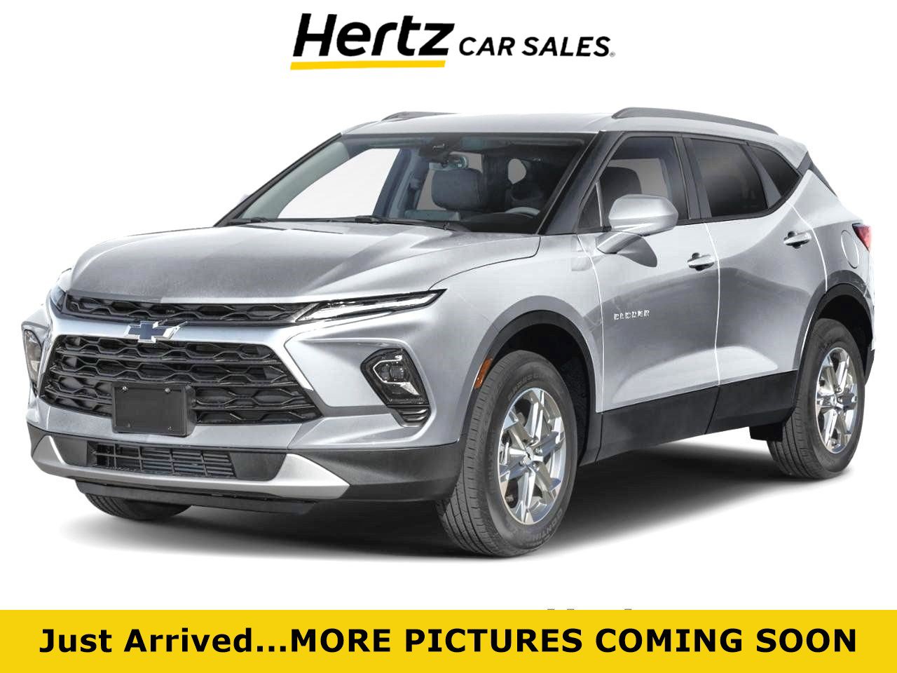 Used 2026 Chevrolet Blazer LT FWD image 1