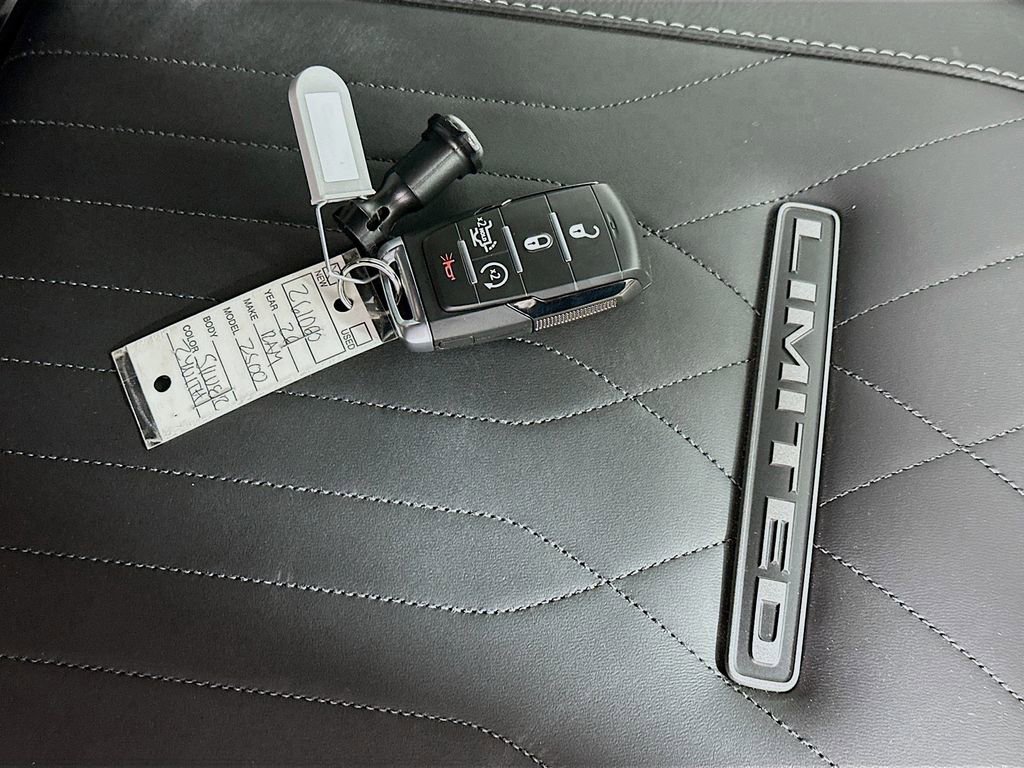 New 2026 RAM 2500 Limited w/ Towing Technology Group image 20