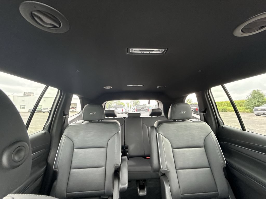 Certified 2025 Buick Enclave Sport Touring w/ LPO, Floor Liner Package FWD image 28