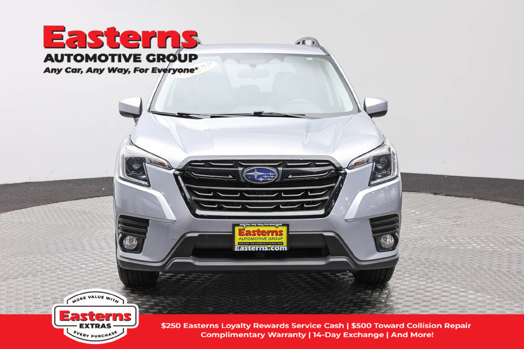 Used 2022 Subaru Forester Premium AWD/4WD image 3