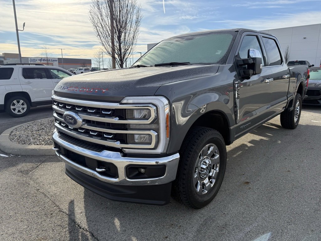 Used 2023 Ford F250 Lariat w/ Tow Technology Package image 3