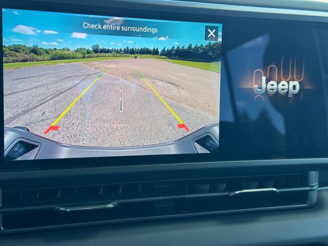 New 2026 Jeep Gladiator Sport AWD/4WD image 32