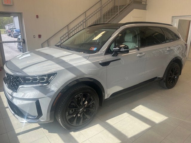 Used 2022 Kia Sorento SX AWD/4WD image 2