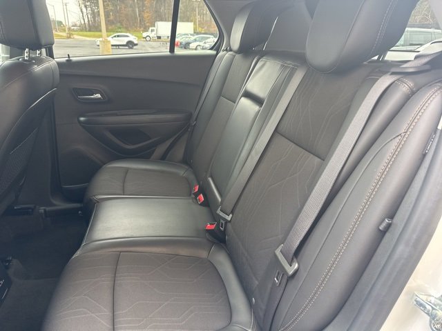 Used 2021 Chevrolet Trax LT w/ Driver Confidence Package image 13