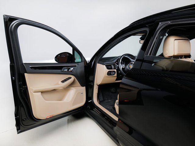 Certified 2023 Porsche Macan 2.0L I4 Turbocharged image 28