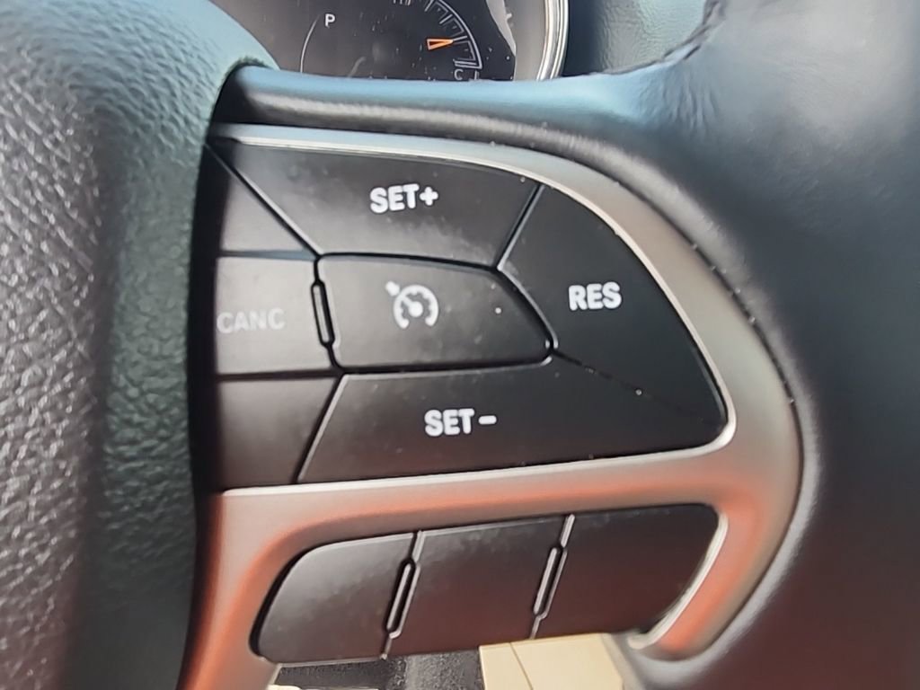 Certified 2020 Jeep Grand Cherokee Limited RWD image 14