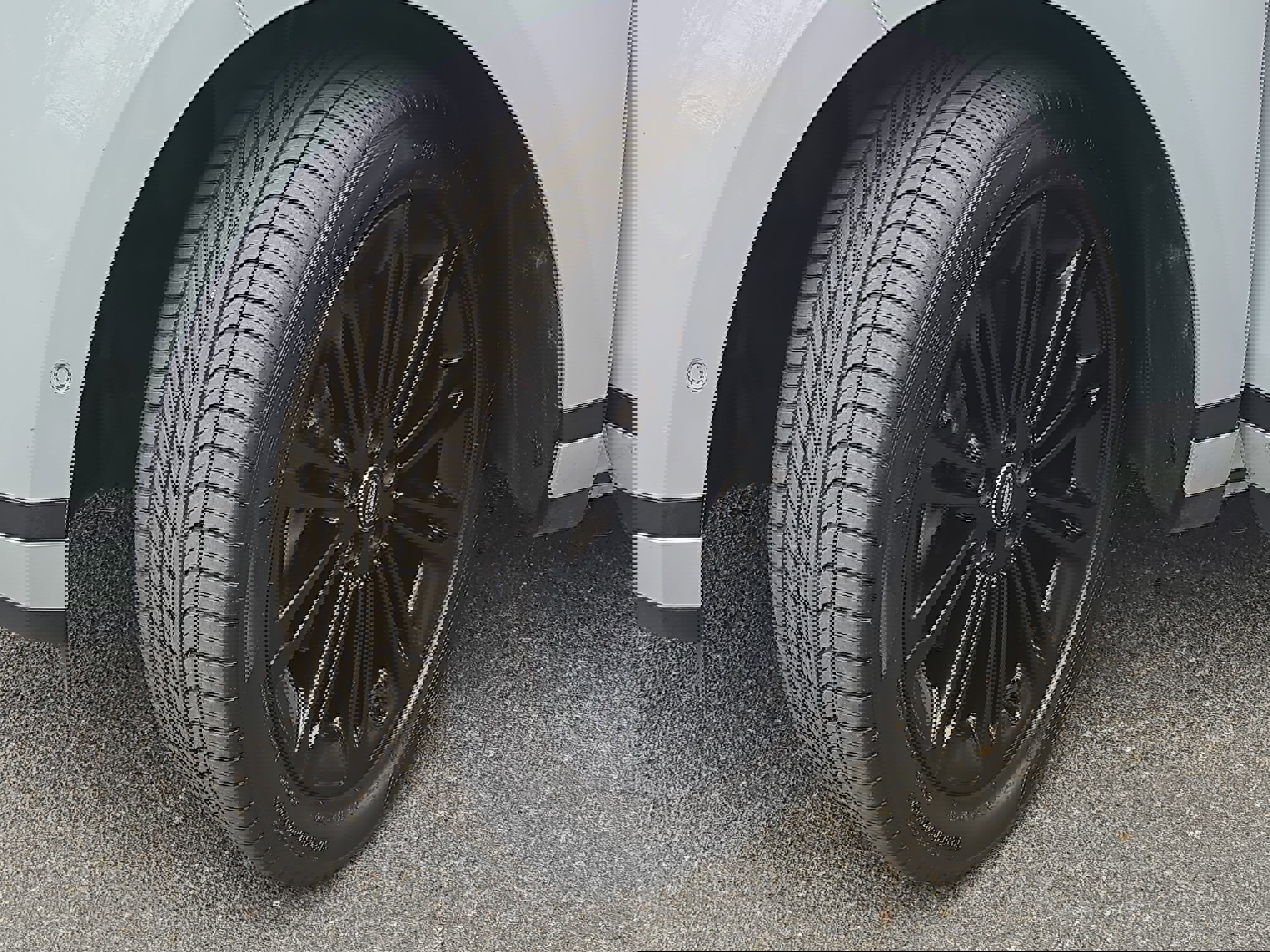 Used 2025 Land Rover Range Rover Evoque S image 33