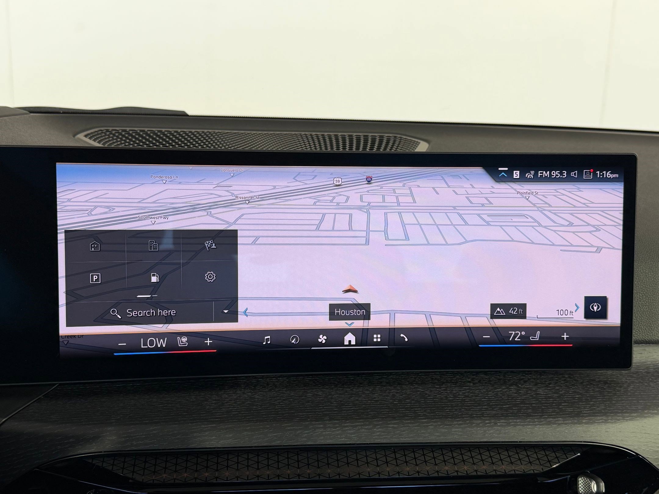 New 2026 BMW 330i Sedan w/ M Sport Package image 25