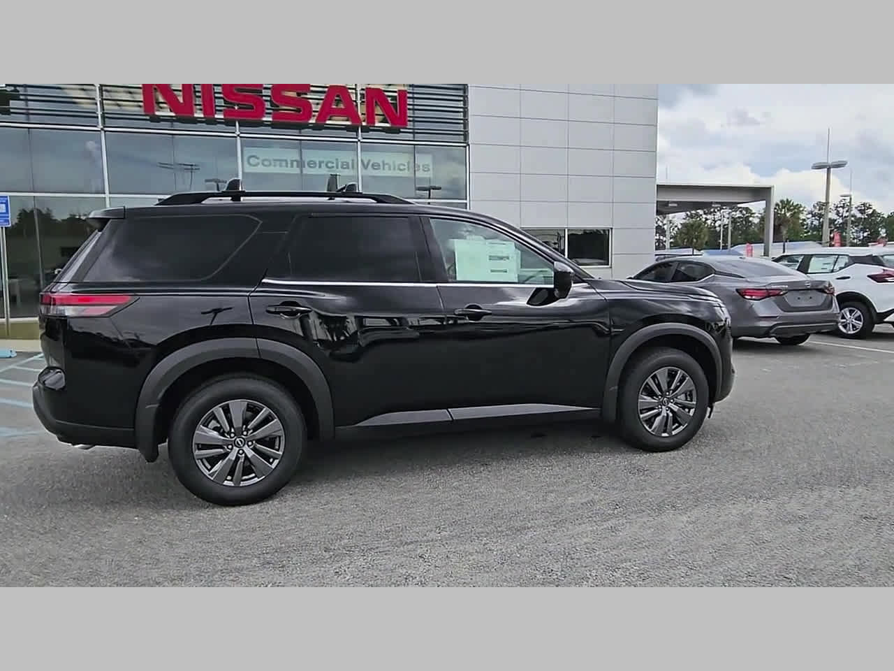 New 2026 Nissan Pathfinder SV FWD image 34
