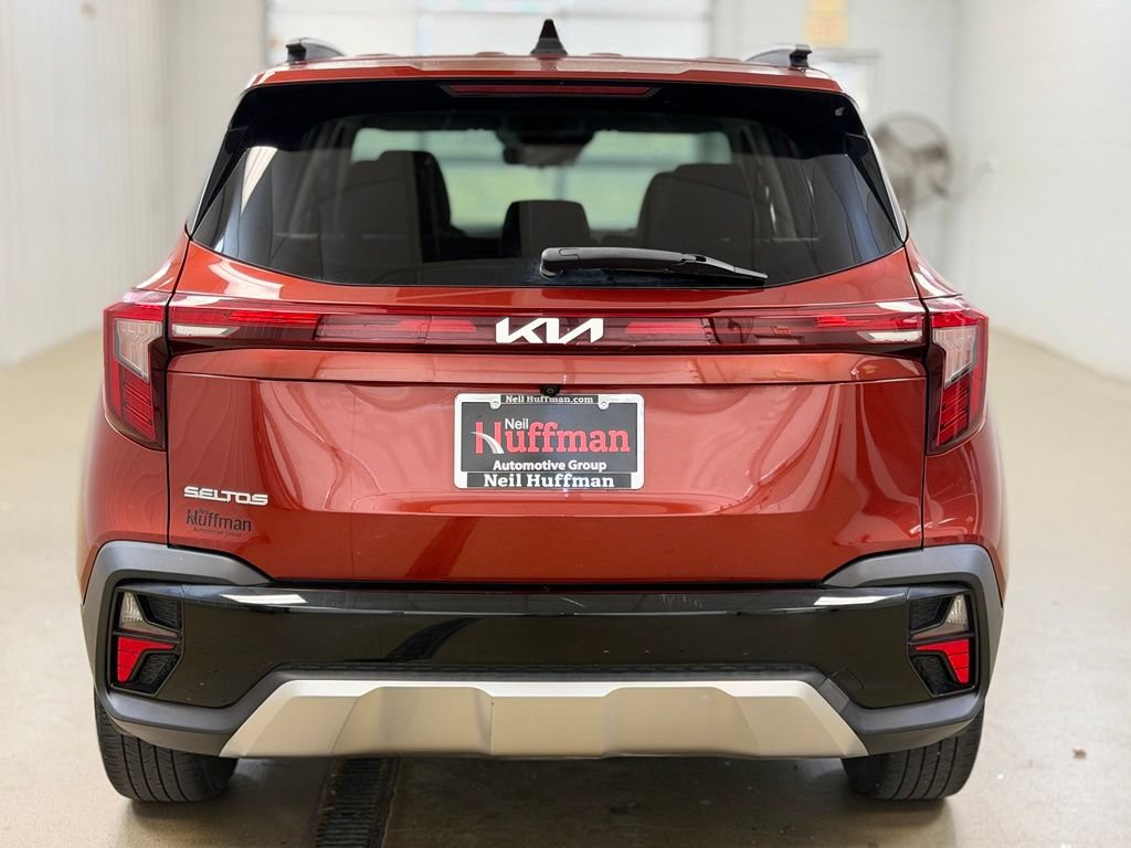 Used 2024 Kia Seltos S FWD image 6