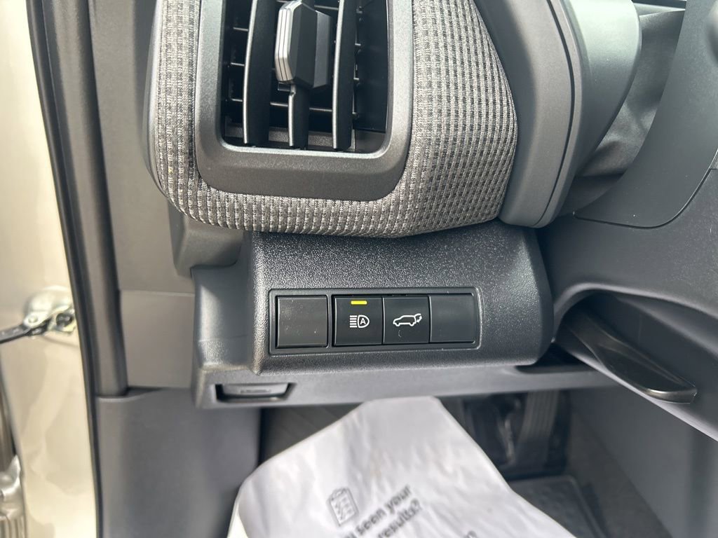 Used 2024 Toyota bZ4X XLE w/ Weather Package image 15