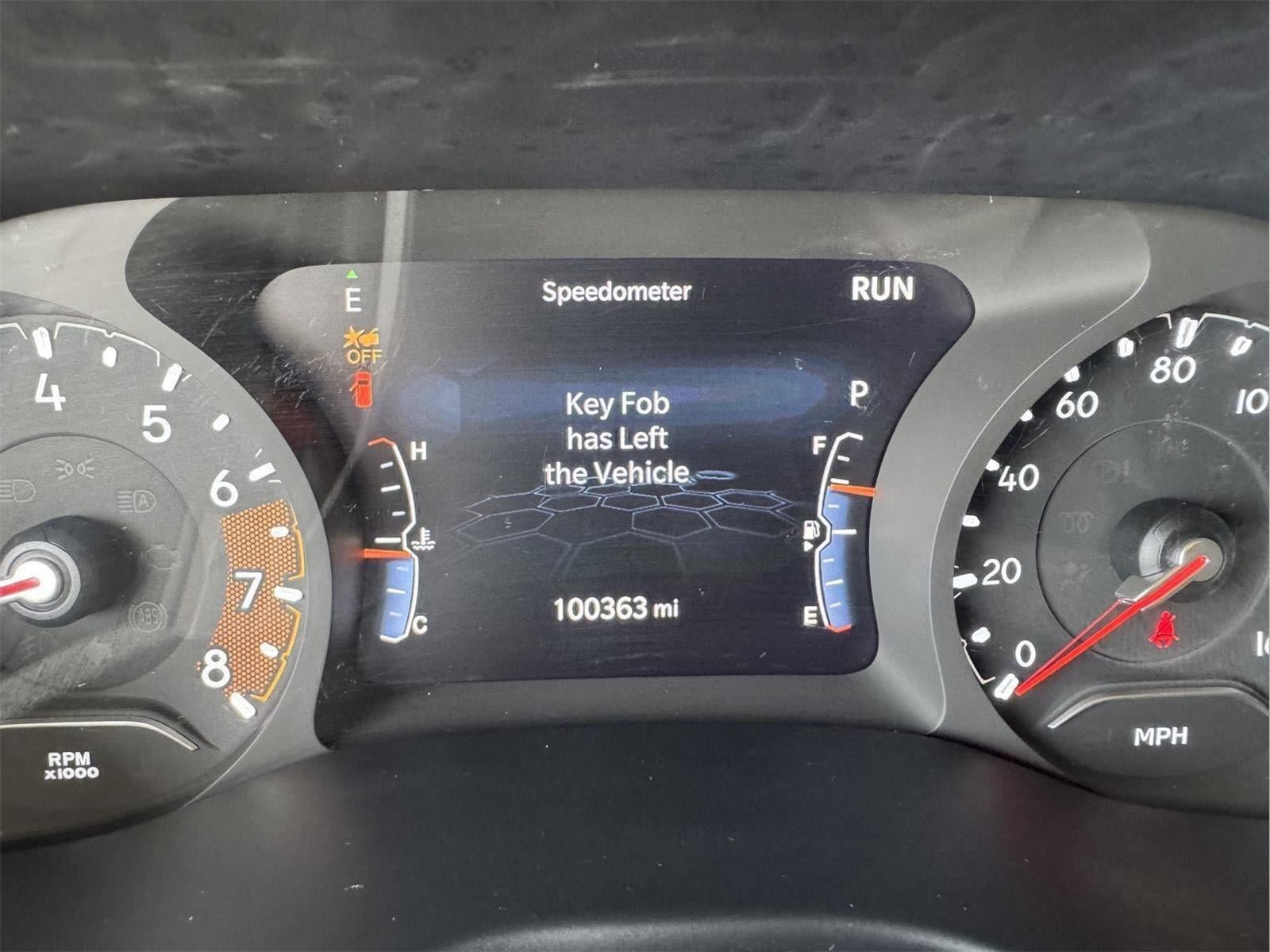 Used 2023 Jeep Compass Latitude w/ Convenience Group AWD/4WD image 17