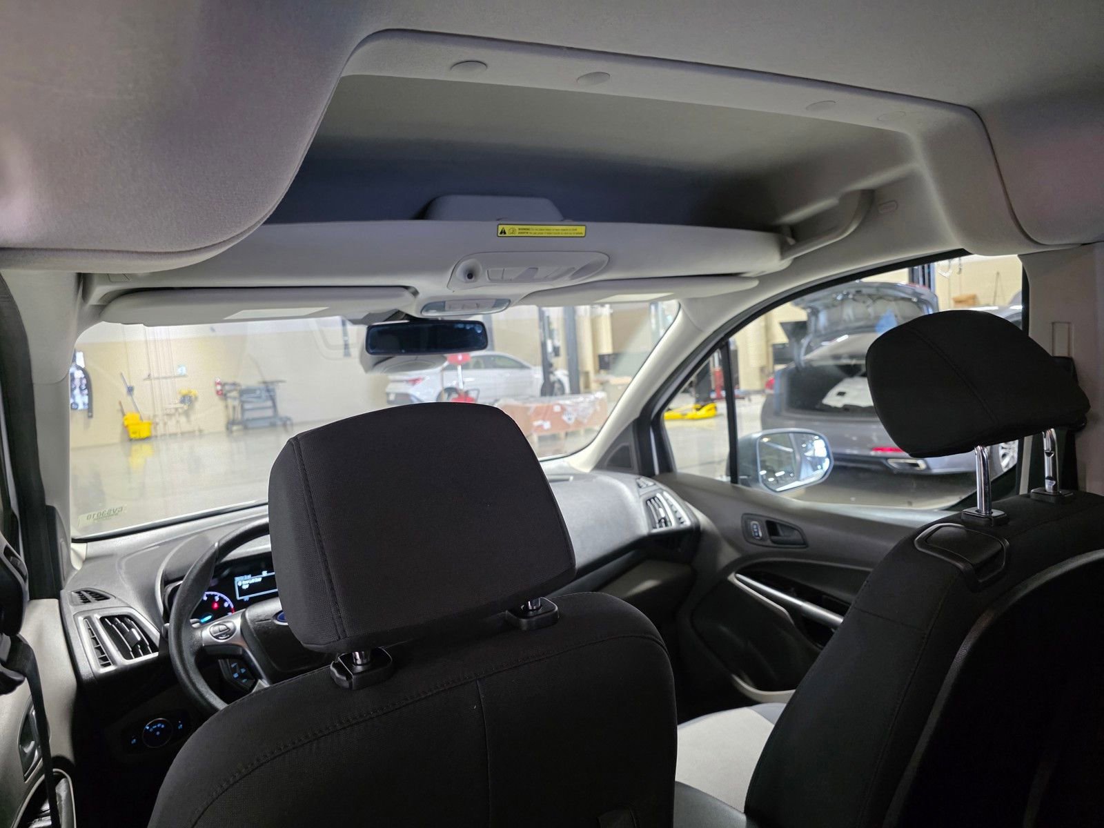 Used 2020 Ford Transit Connect XL image 17