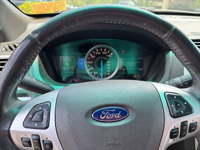 Used 2013 Ford Explorer XLT FWD image 3