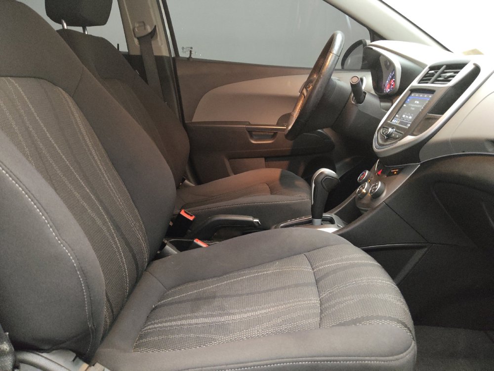 Used 2019 Chevrolet Sonic LT w/ Convenience Package FWD image 21