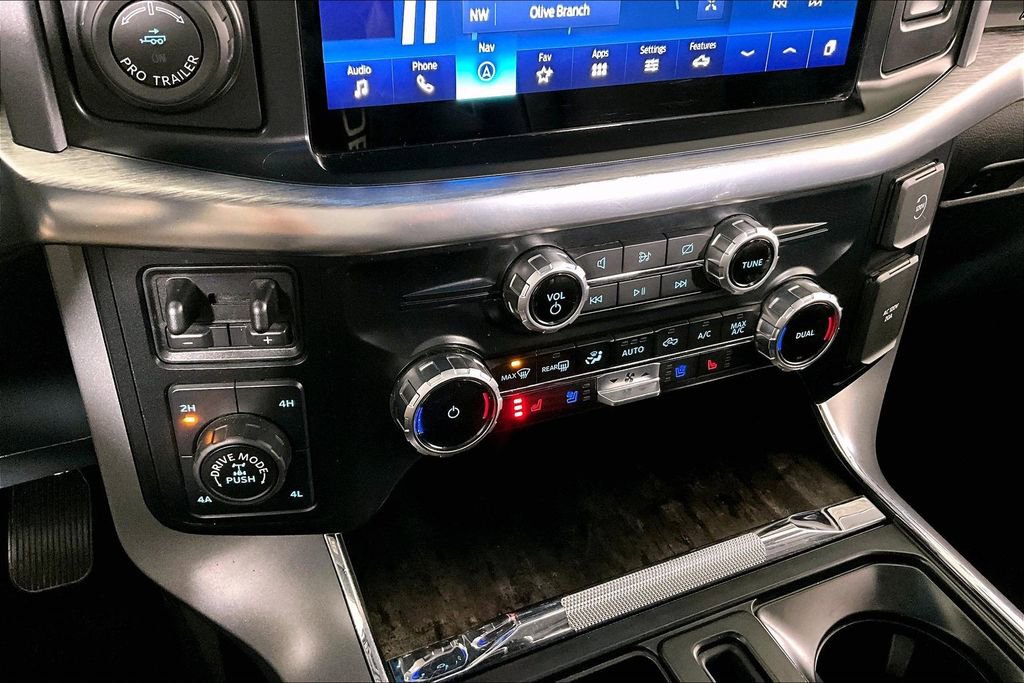 Used 2023 Ford F150 Lariat w/ Max Trailer Tow Package image 32