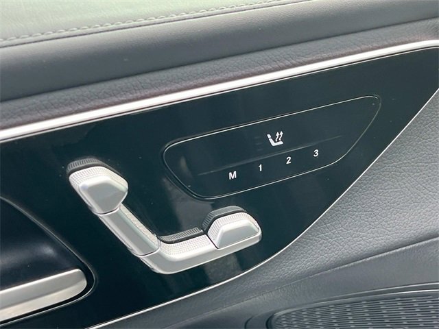 Used 2024 Mercedes-Benz GLC 300 image 28