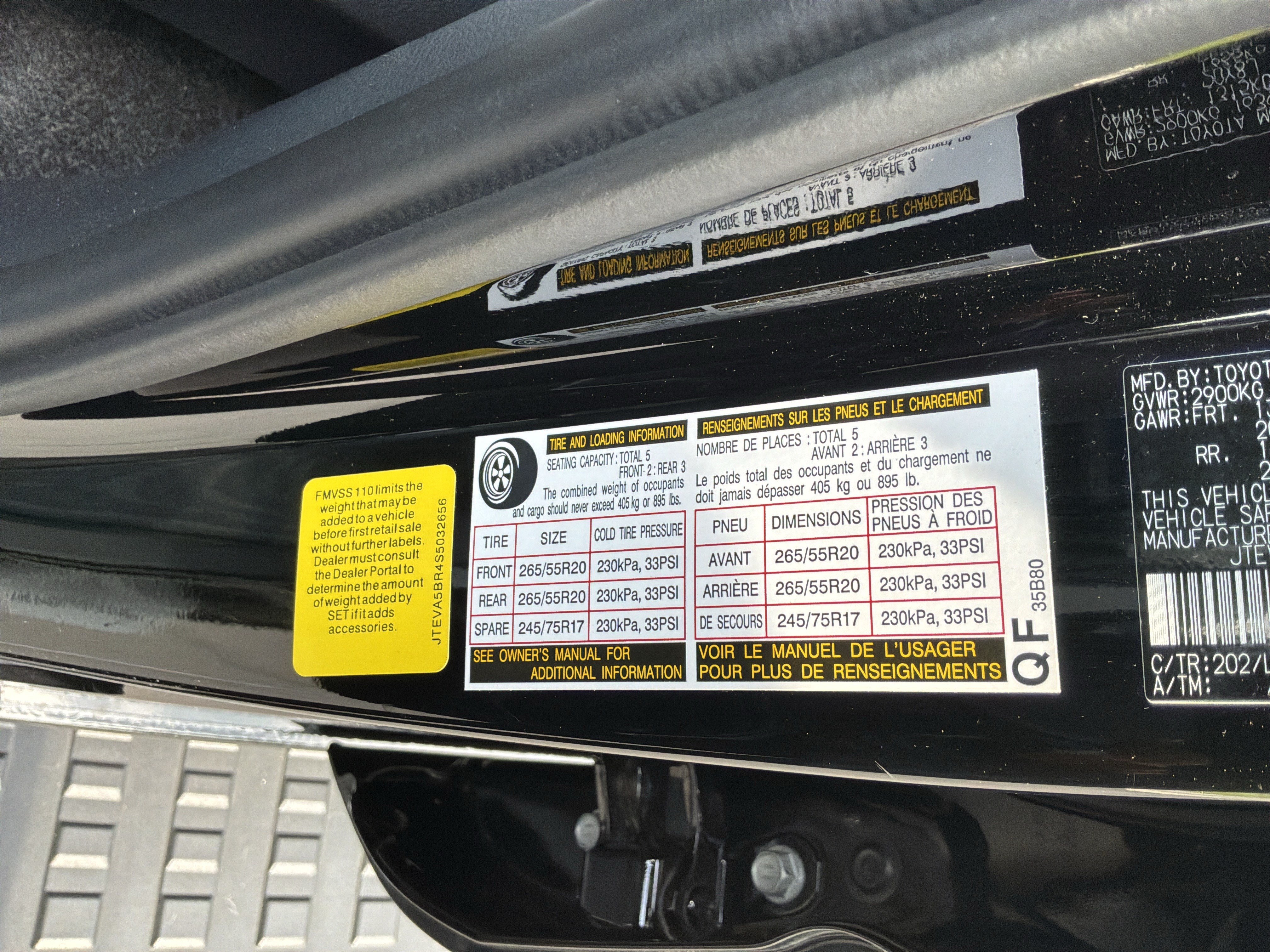 Used 2025 Toyota 4Runner Limited AWD/4WD image 43