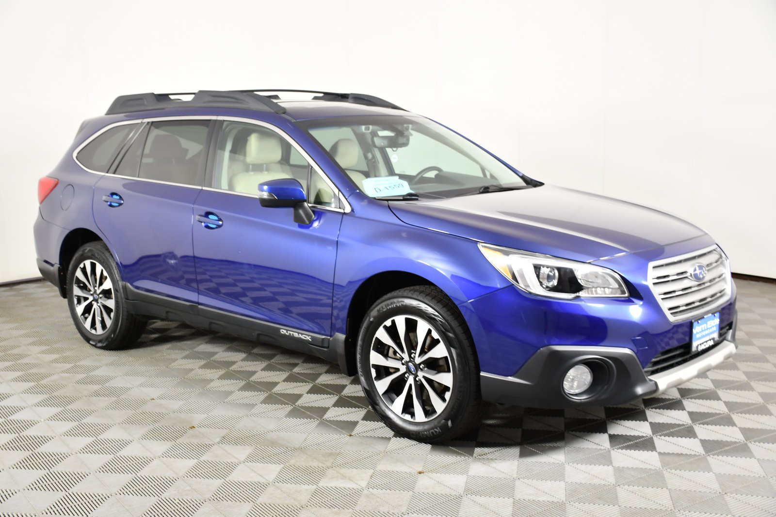 Used 2017 Subaru Outback 2.5i Limited AWD/4WD image 4