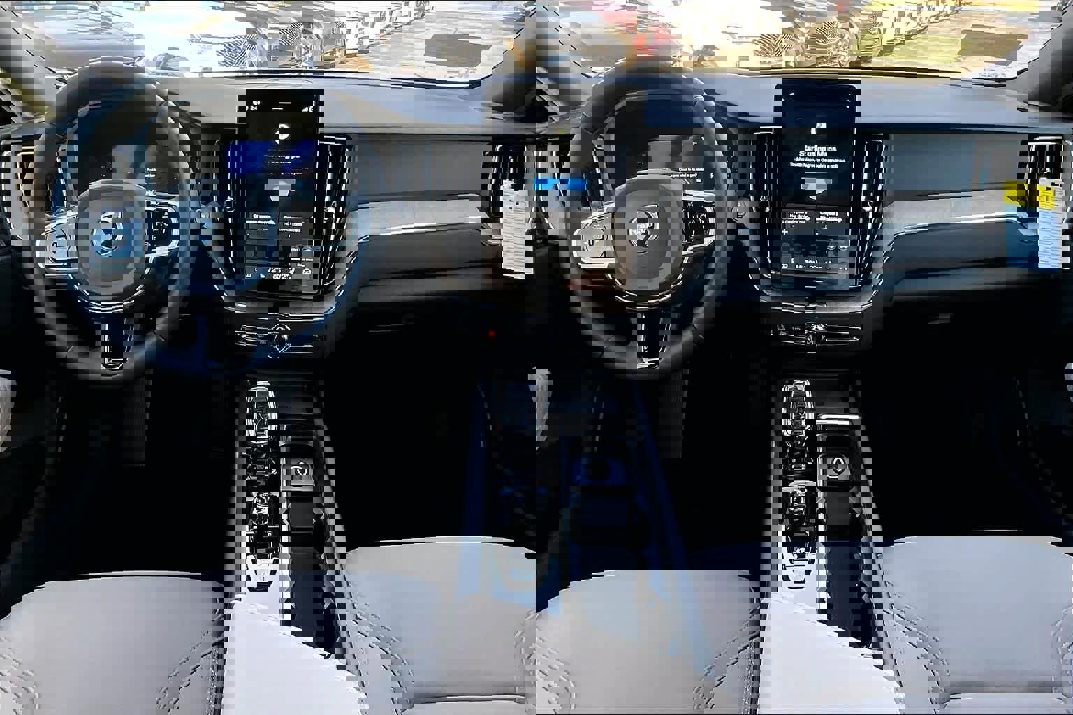 New 2026 Volvo XC60 B5 Plus w/ Protection Package Premier image 7