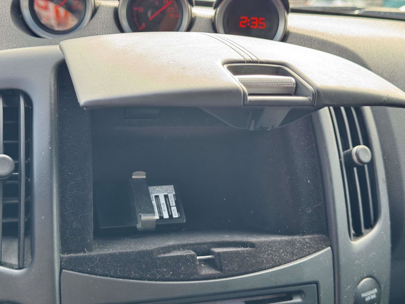 Used 2013 Nissan 370Z Touring w/ Sport Pkg image 22