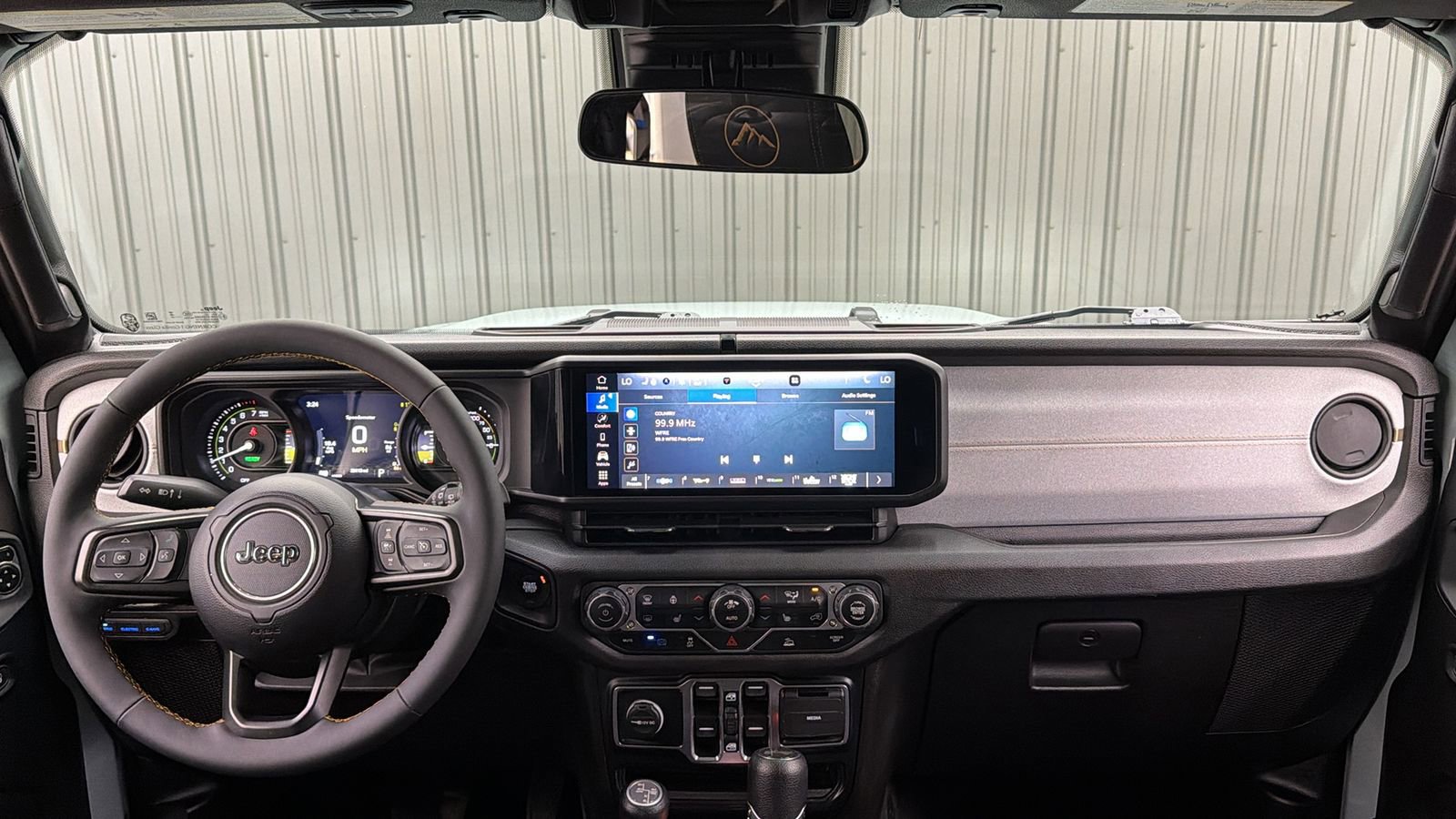 Used 2024 Jeep Wrangler Unlimited w/ Dual Top Group AWD/4WD image 33