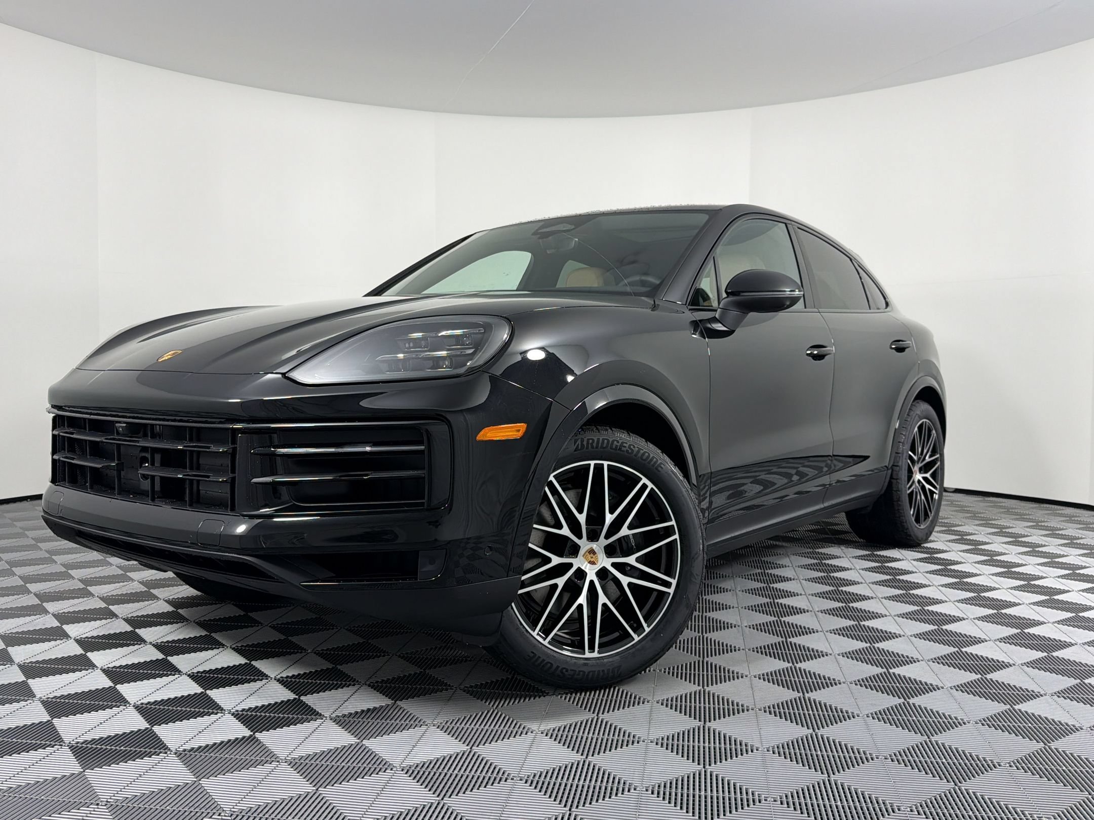 New 2026 Porsche Cayenne Coupe AWD/4WD image 1
