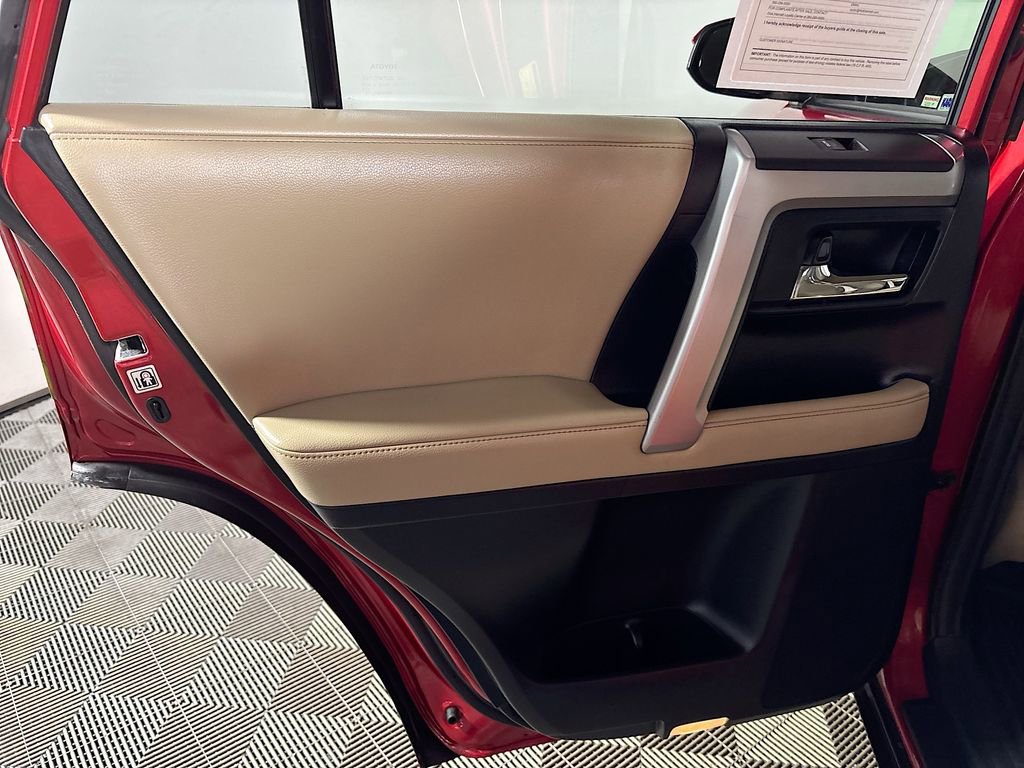 Used 2019 Toyota 4Runner SR5 image 18