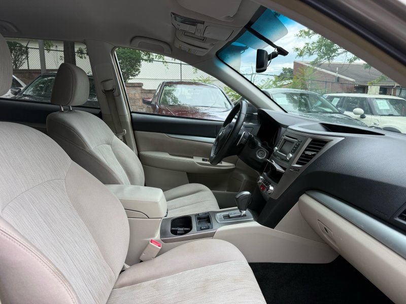 Used 2014 Subaru Outback 2.5i Premium w/ Popular Package #1A AWD/4WD image 19