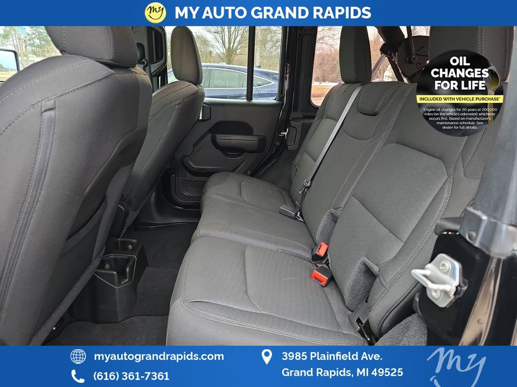 Used 2022 Jeep Wrangler Unlimited Sport AWD/4WD image 28