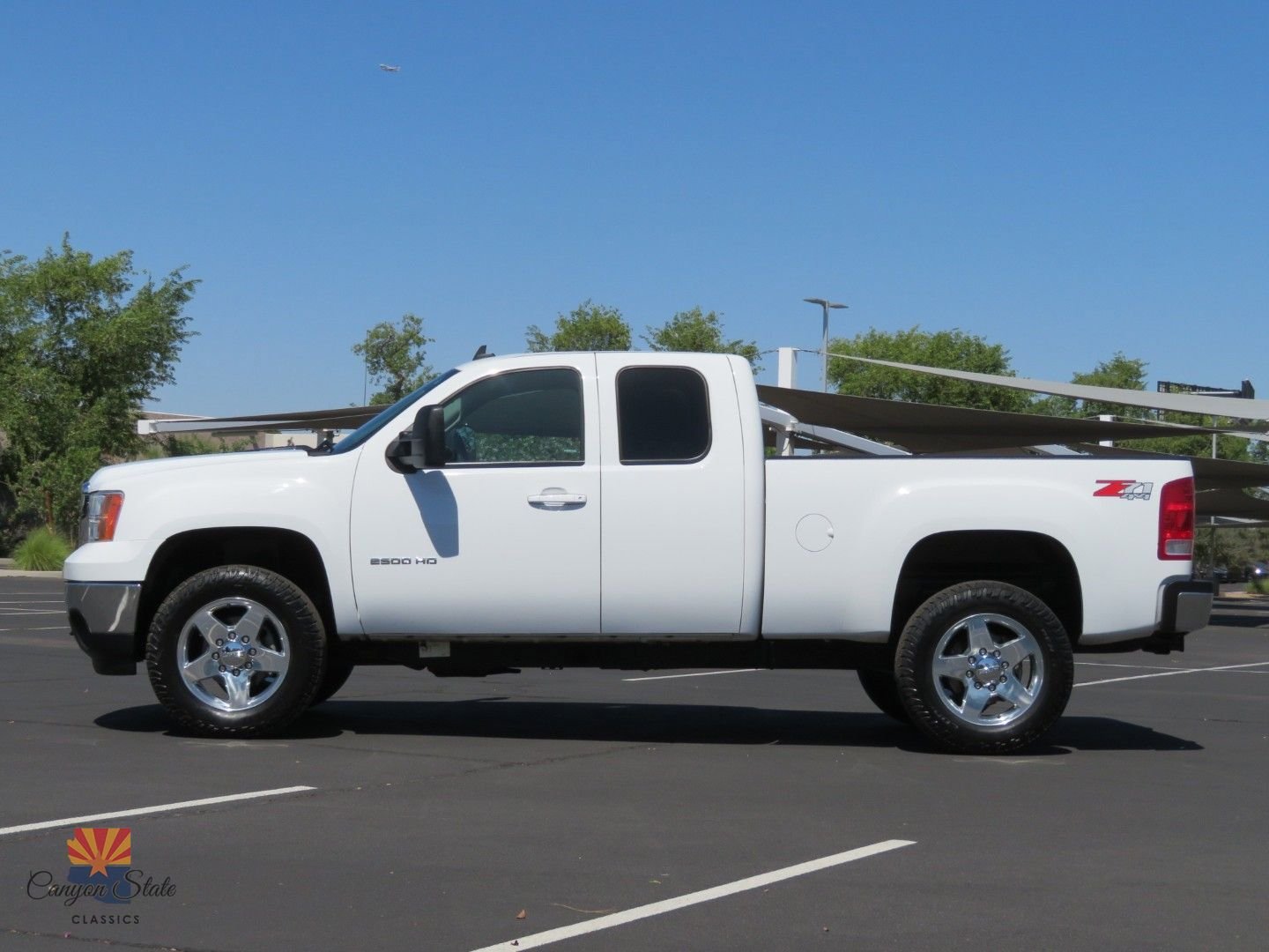 Used 2013 GMC Sierra 2500 SLT w/ SLT Convenience Package AWD/4WD image 11