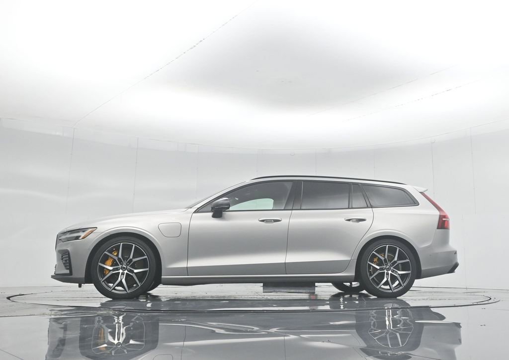Used 2024 Volvo V60 T8 Polestar w/ Protection Package Premier image 7