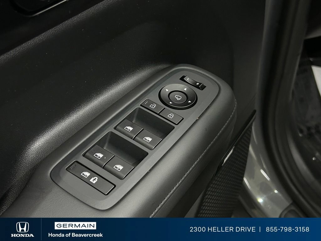 Used 2025 Hyundai Santa Fe Calligraphy AWD/4WD image 18