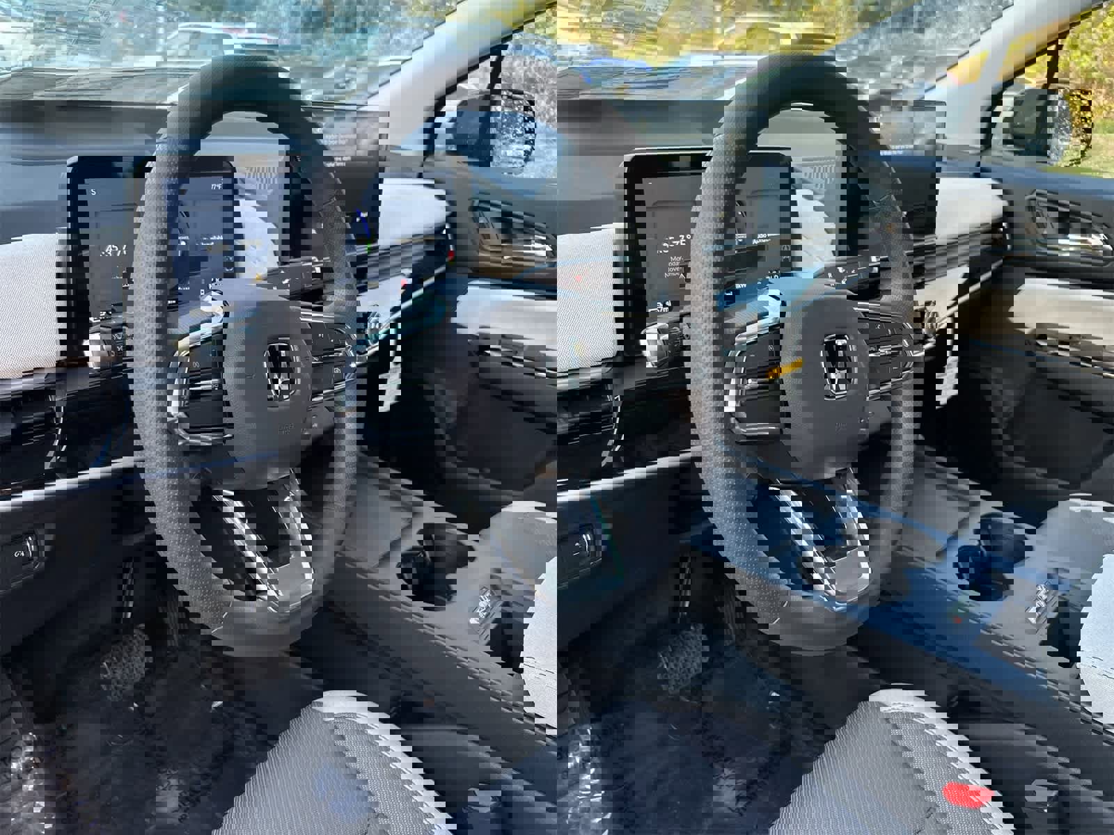 New 2026 Honda Prologue EX image 10