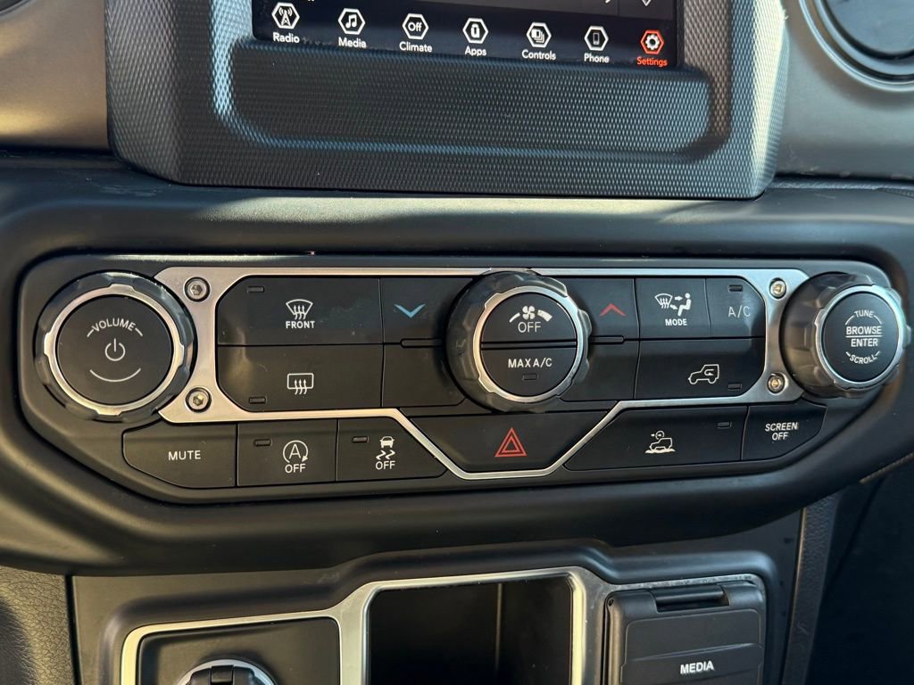 Certified 2022 Jeep Wrangler Unlimited Sport image 24