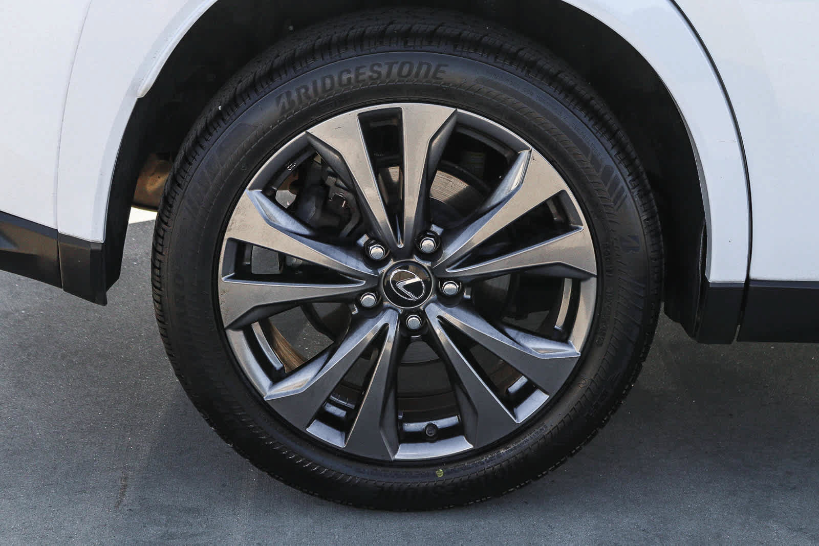 Certified 2024 Lexus UX 250h F Sport FWD image 10