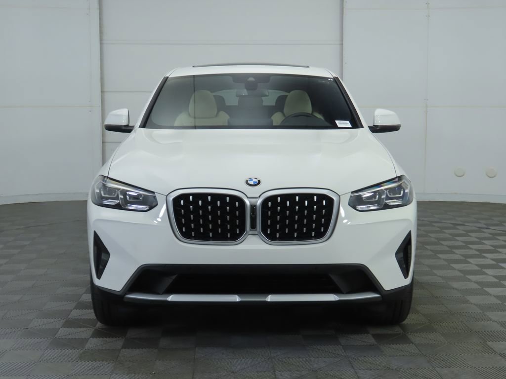 Certified 2025 BMW X4 xDrive30i image 2
