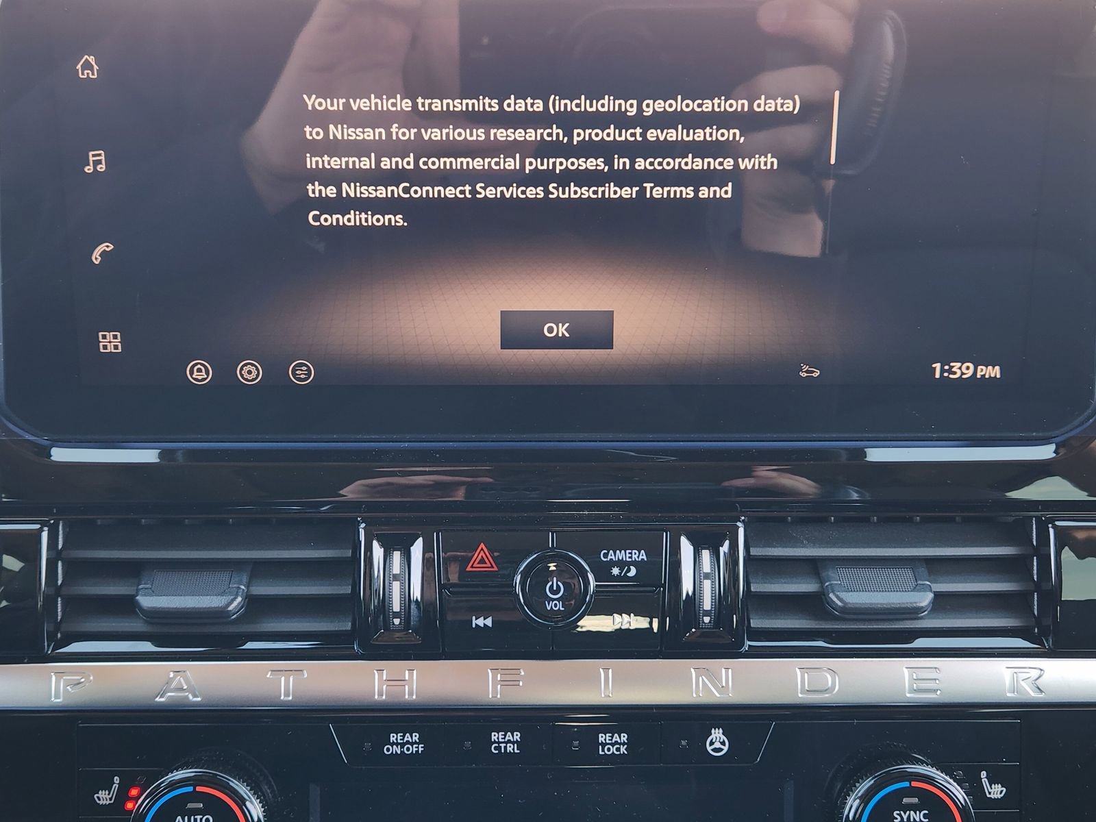 New 2026 Nissan Pathfinder SL image 17