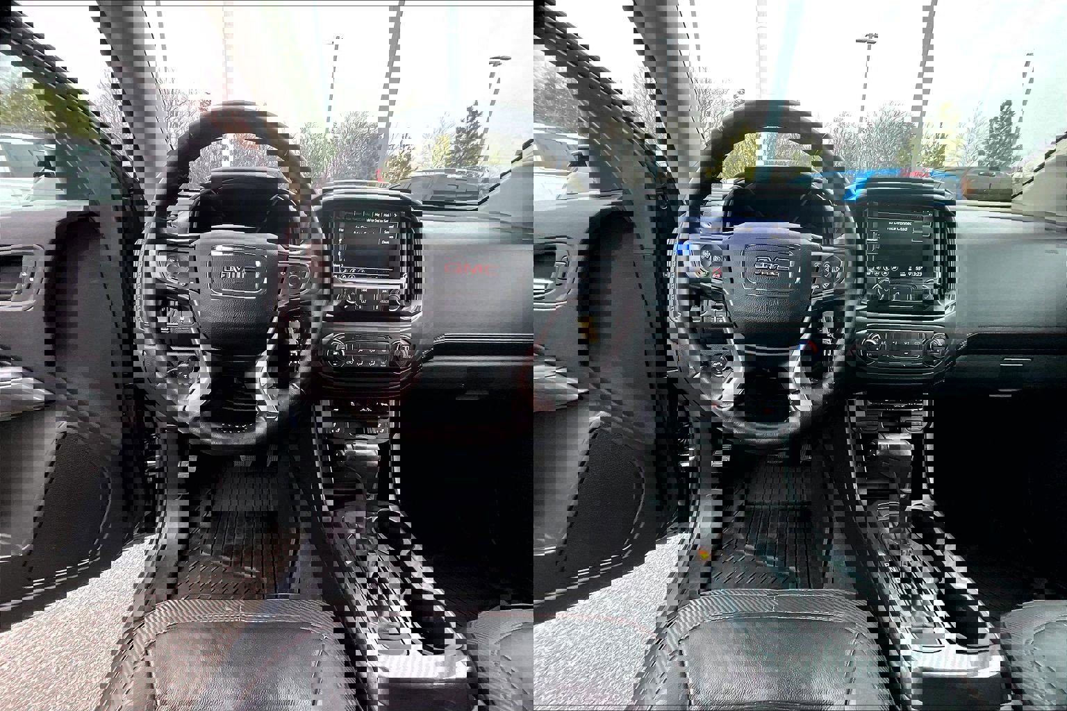 Used 2019 GMC Canyon All Terrain w/ Trailering Package image 5