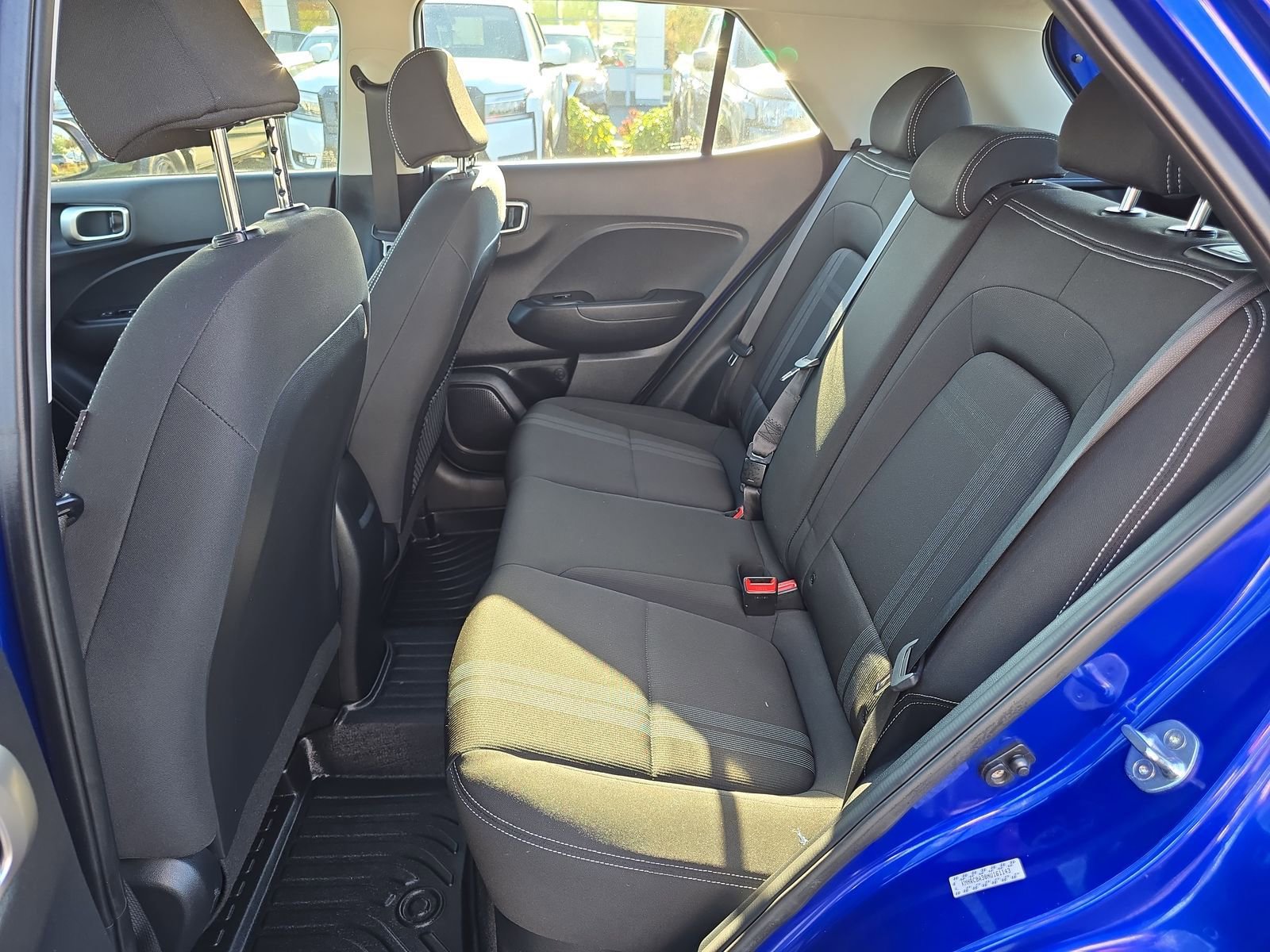 Used 2022 Hyundai Venue SEL image 26