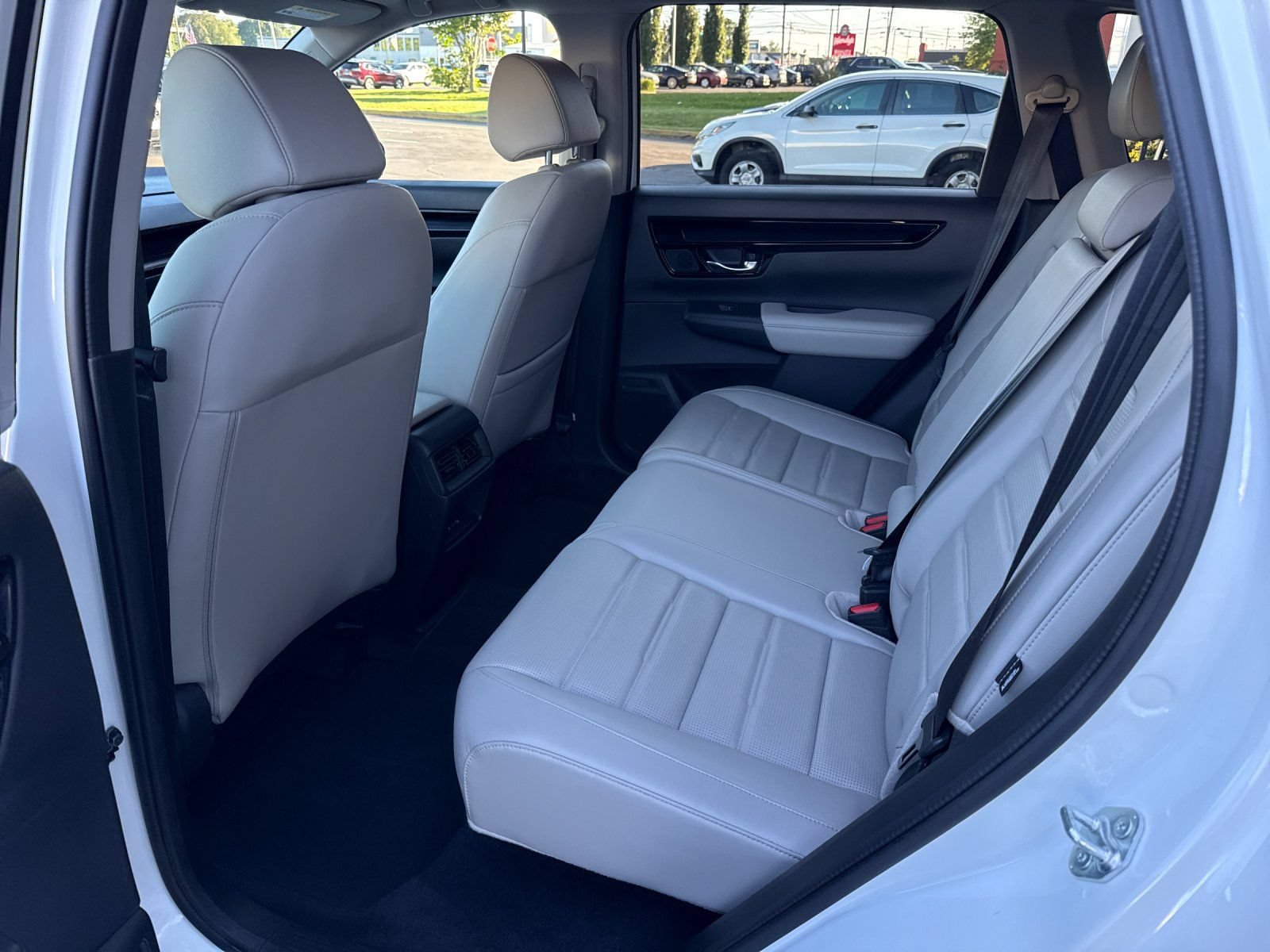 Used 2024 Honda CR-V EX-L image 13