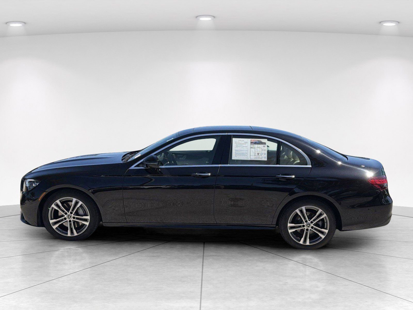Used 2022 Mercedes-Benz E 350 4MATIC Sedan image 7