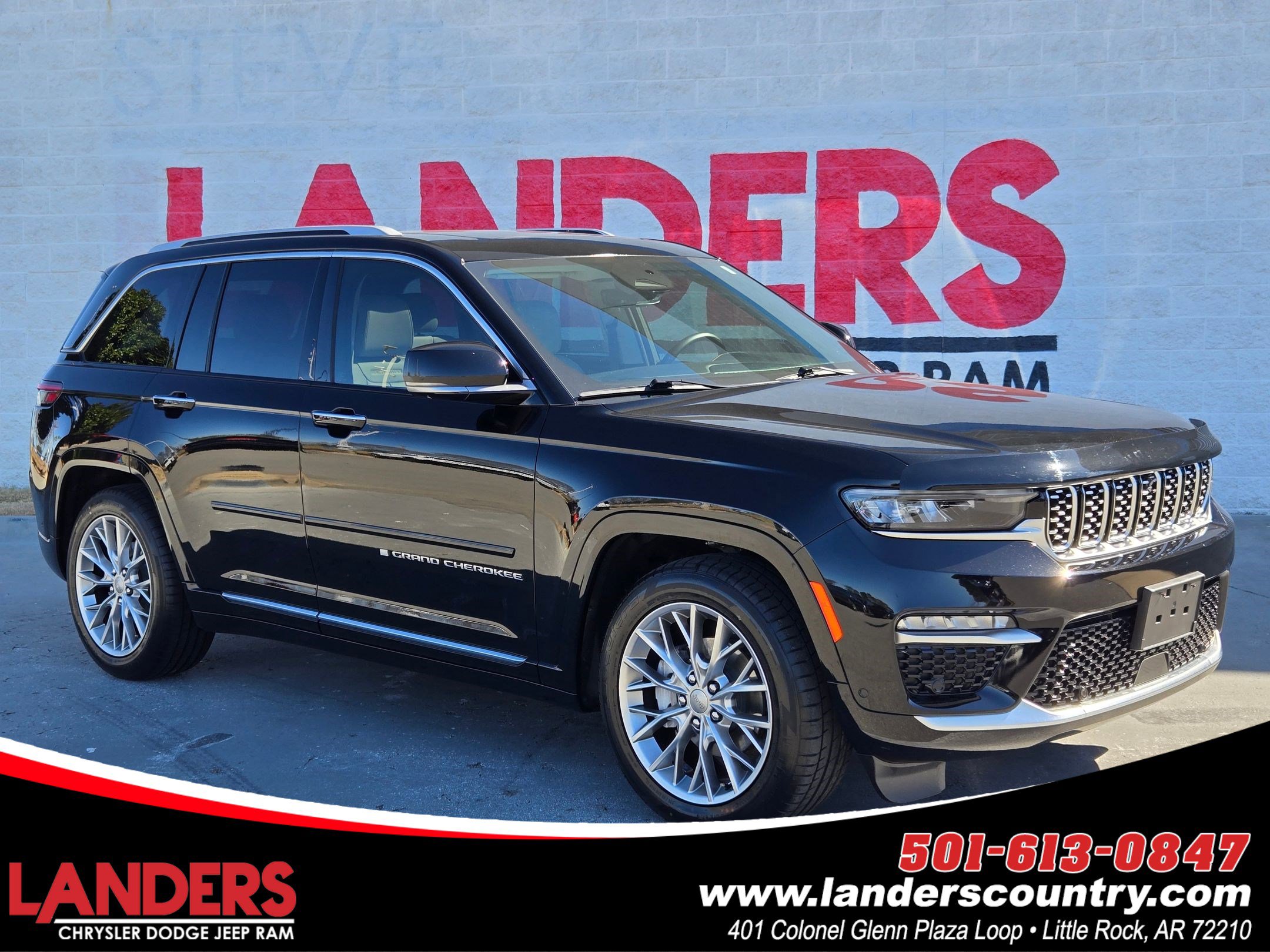 Used 2022 Jeep Grand Cherokee Summit image 1